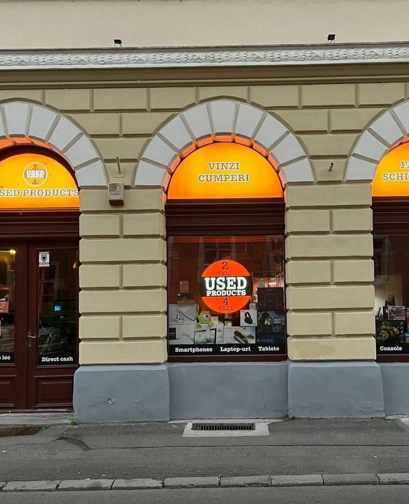 casete luminoase sibiu pentru vitrina magazin montaj pe sticla cu forme semicerc si rotunde iluminare led uniforma