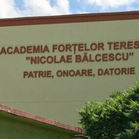 Montaj litere volumetrice pentru Armata României, Academia de Forțe, profesionalism și cea mai bună calitate