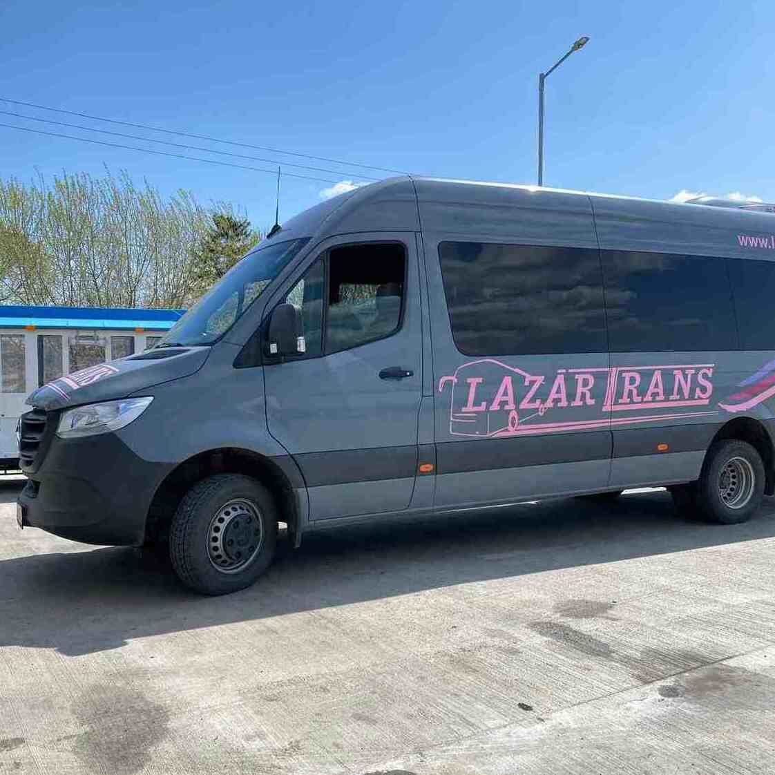 inscriptionari auto microbuz sibiu colantare masina transport persoane lazartrans profesional