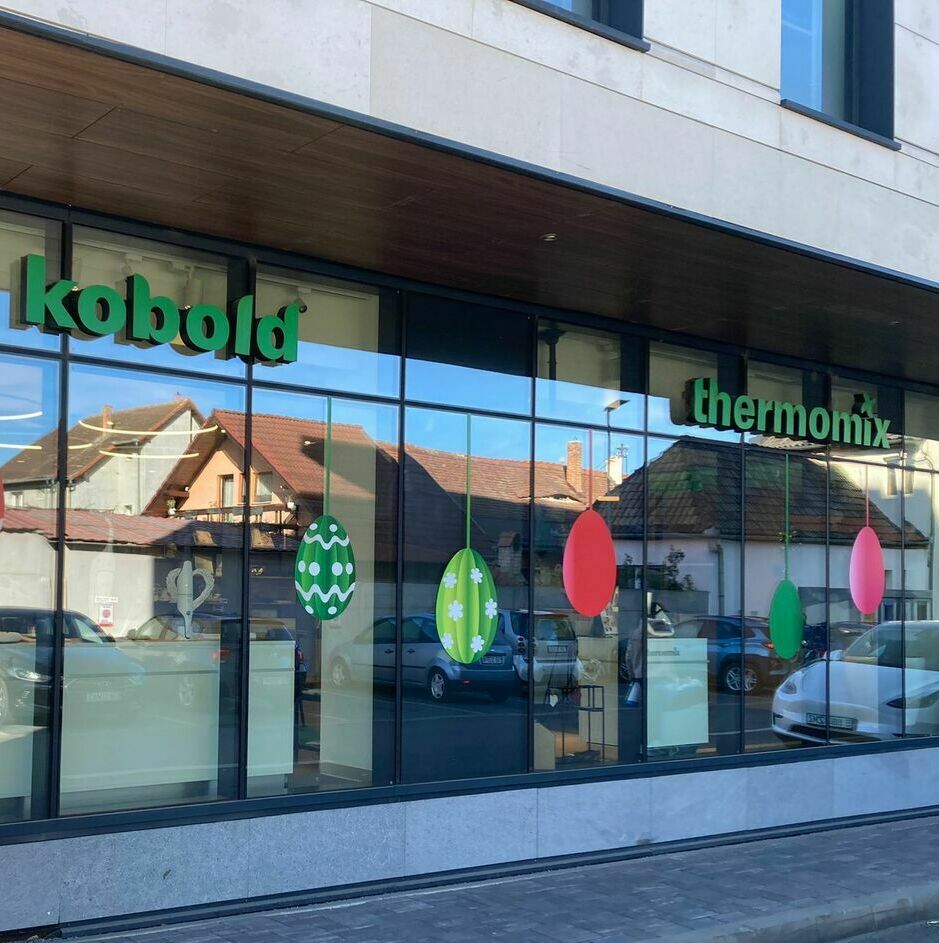 Realizare de campanie publicitară outdoor pentru Thermomix în Sibiu, accent pe calitate și impact vizual.