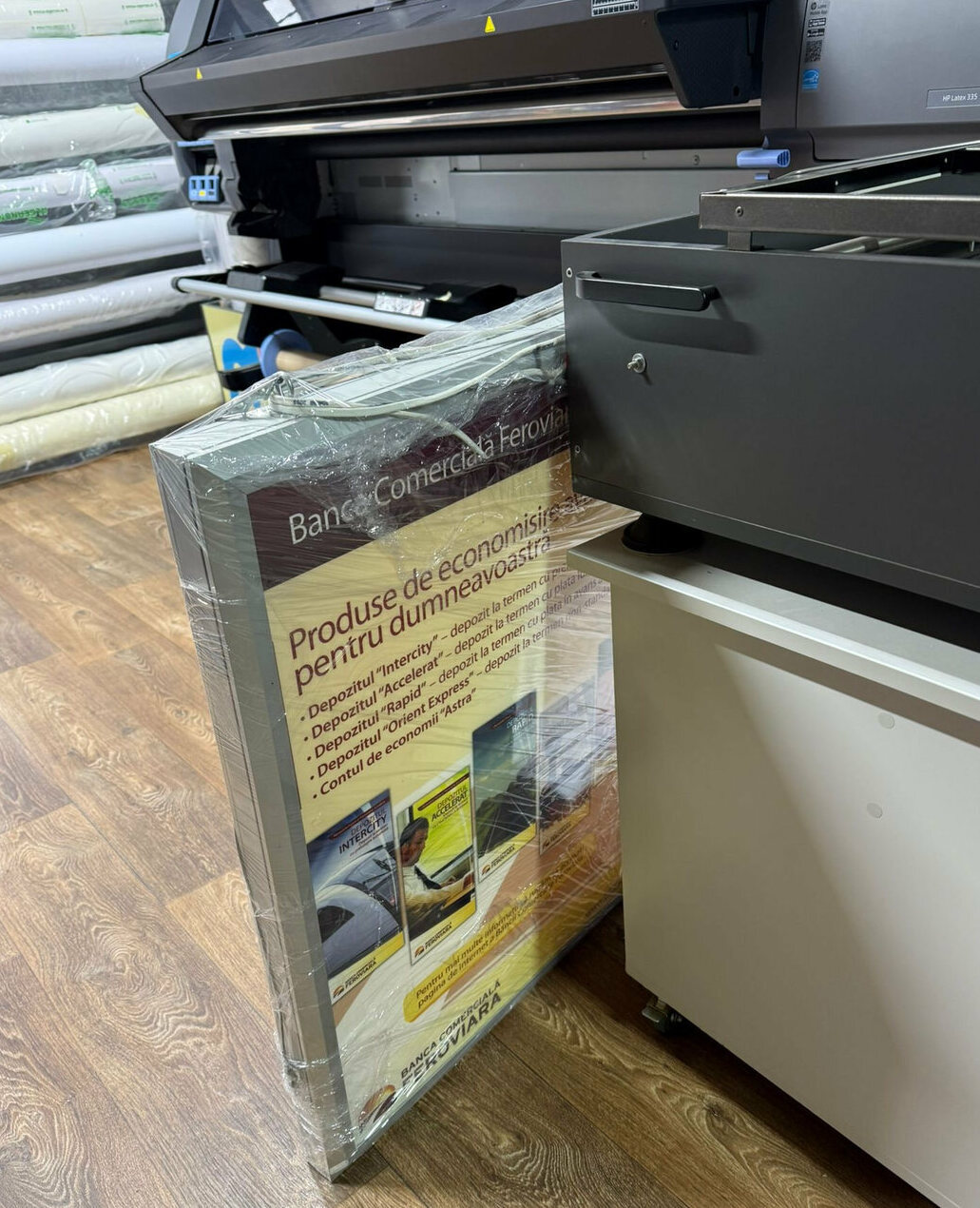 caseta luminoasa sibiu realizata la comanda iluminare led uniforma si structura durabila ideala pentru afisaj publicitar interior si exterior vizibilitate maxima pentru orice tip de business