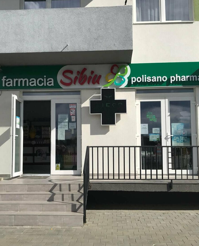 reclame luminoase sibiu pentru farmacie caseta luminoasa cu litere volumetrice si cruce led pentru vizibilitate maxima zi si noapte