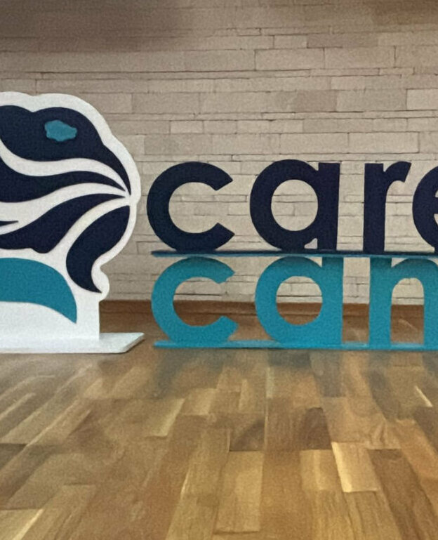 litere volumetrice sibiu logo volumetric de interior realizat pentru asociatie impotriva cancerului design modern iluminare discreta si impact vizual profesional pentru spatii interioare