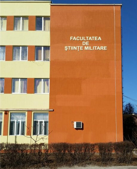litere volumetrice sibiu facultatea de stiinte militare montaj fatada cladire dimensiuni mari