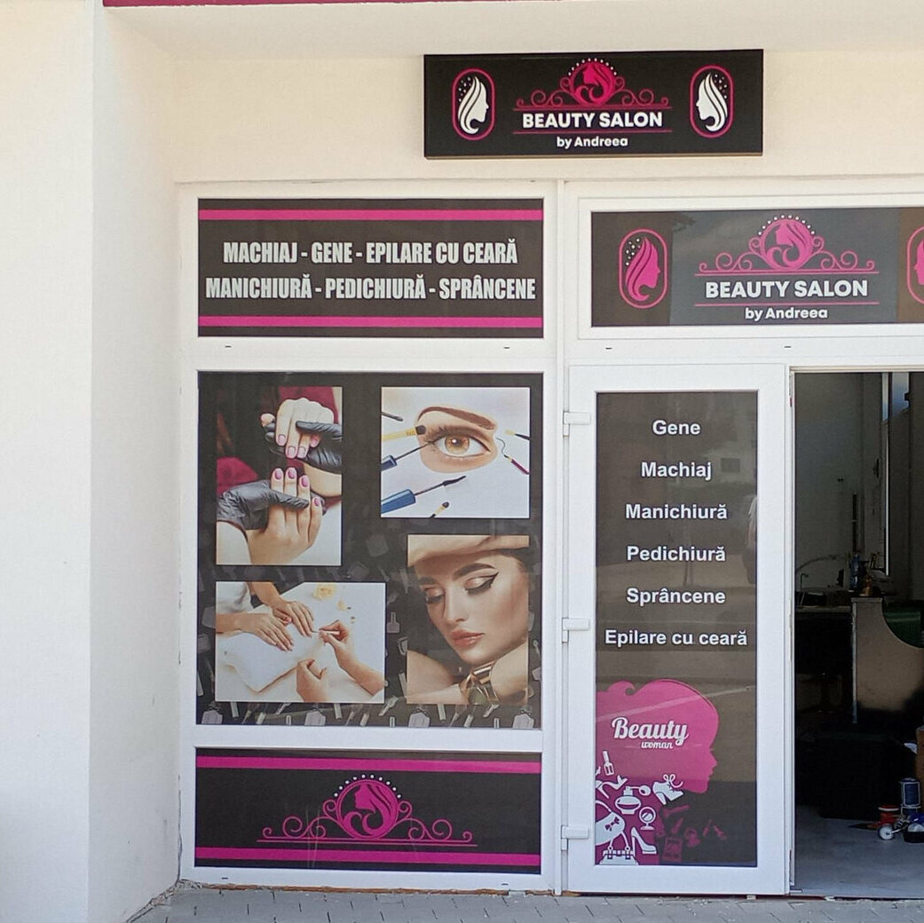 caseta luminoasa salon infrumusetare sibiu montata deasupra intrarii beauty salon reclama luminoasa exterior