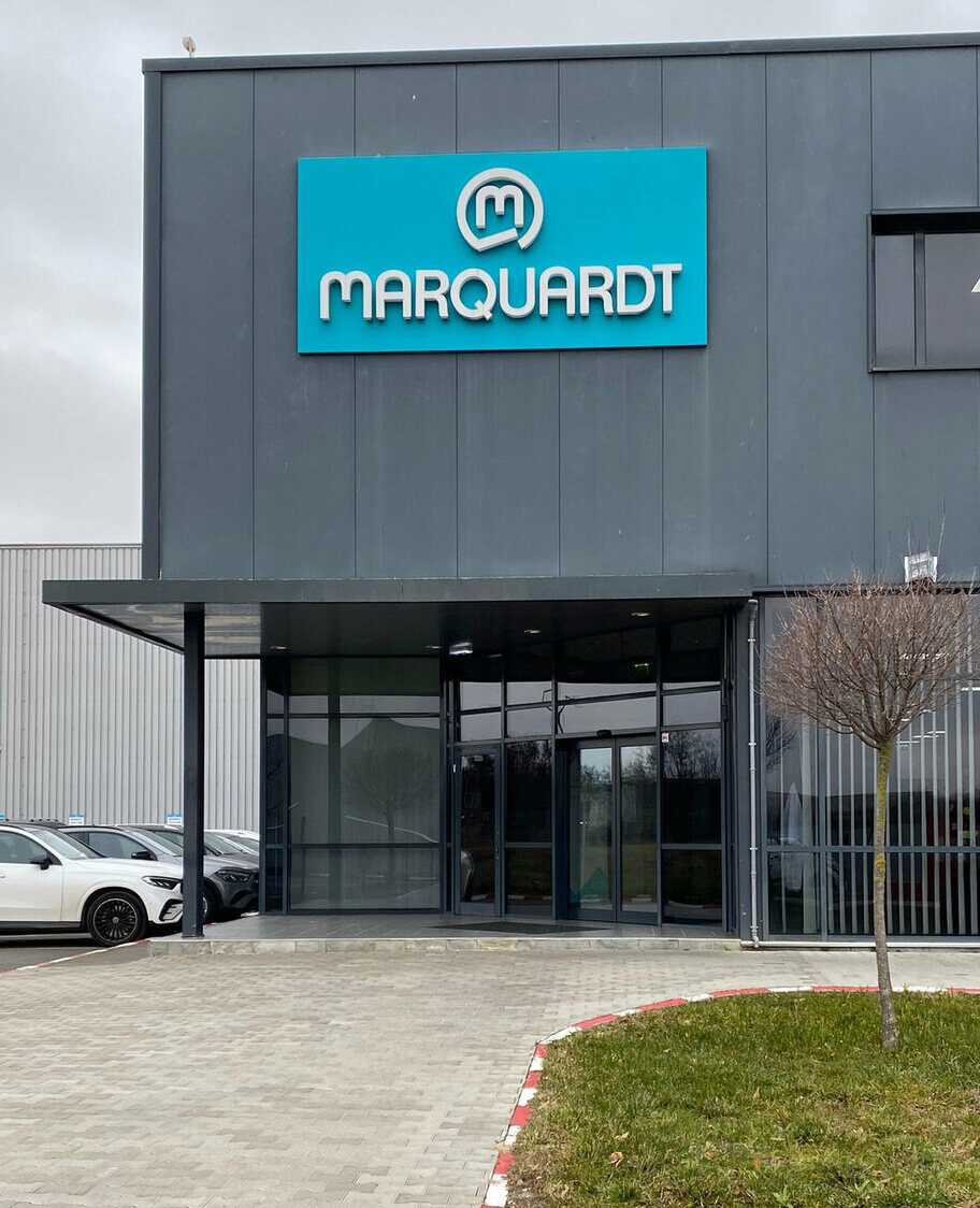 reclama luminoasa sibiu marquardt caseta luminoasa 35mp productie publicitara industriala