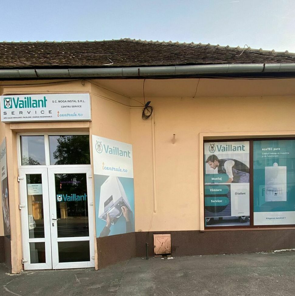 Decorare profesională a magazinului Vaillant din Sibiu cu materiale publicitare printate, asigurând o prezentare atrăgătoare și profesională a produselor și serviciilor oferite.