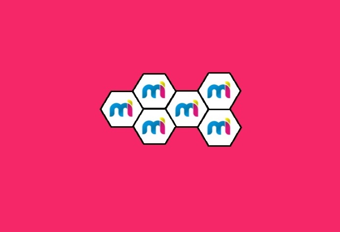 Panou publicitar LED în formă de hexagon - Soluție inovatoare de promovare a afacerii tale.