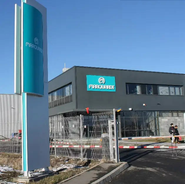 Litere volumetrice luminoase Sibiu pentru Marquardt, branding corporate premium cu vizibilitate ridicata si finisaj de calitate